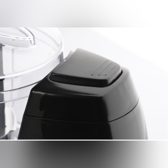 Toastmaster 1 1/2 Cup Mini Chopper - Picture 3 of 6